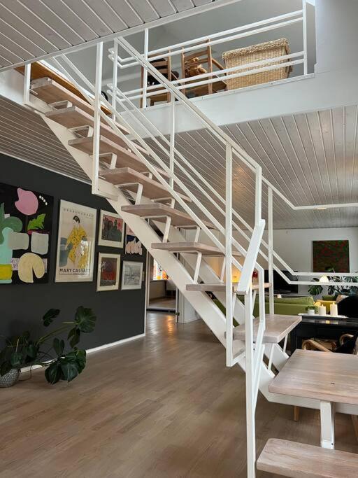 Villa Skont Hus Pa Landet Taet Pa Billund Give Exterior foto